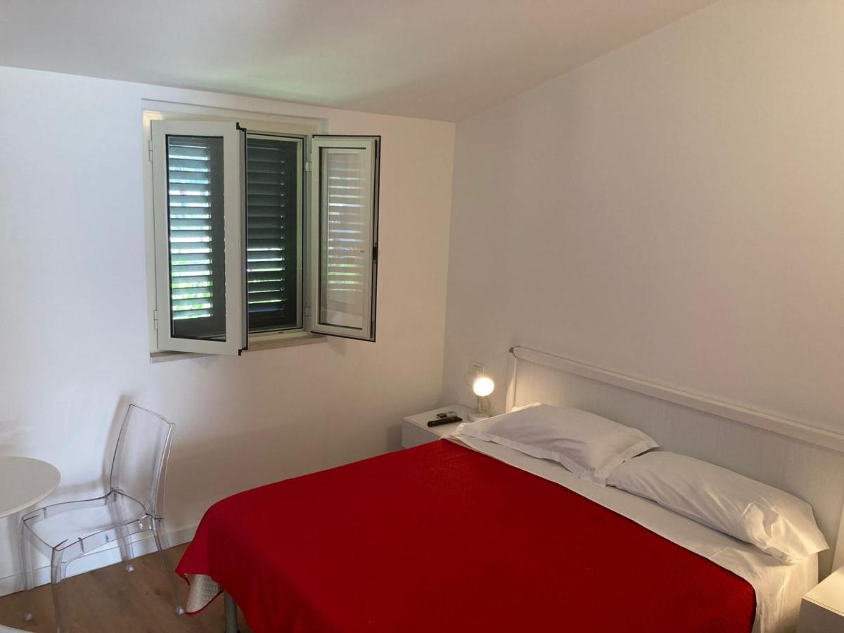 Villaggio Turistico Scialmarino 维耶斯泰 外观 照片